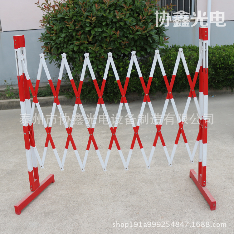 收缩式栅栏2 副本