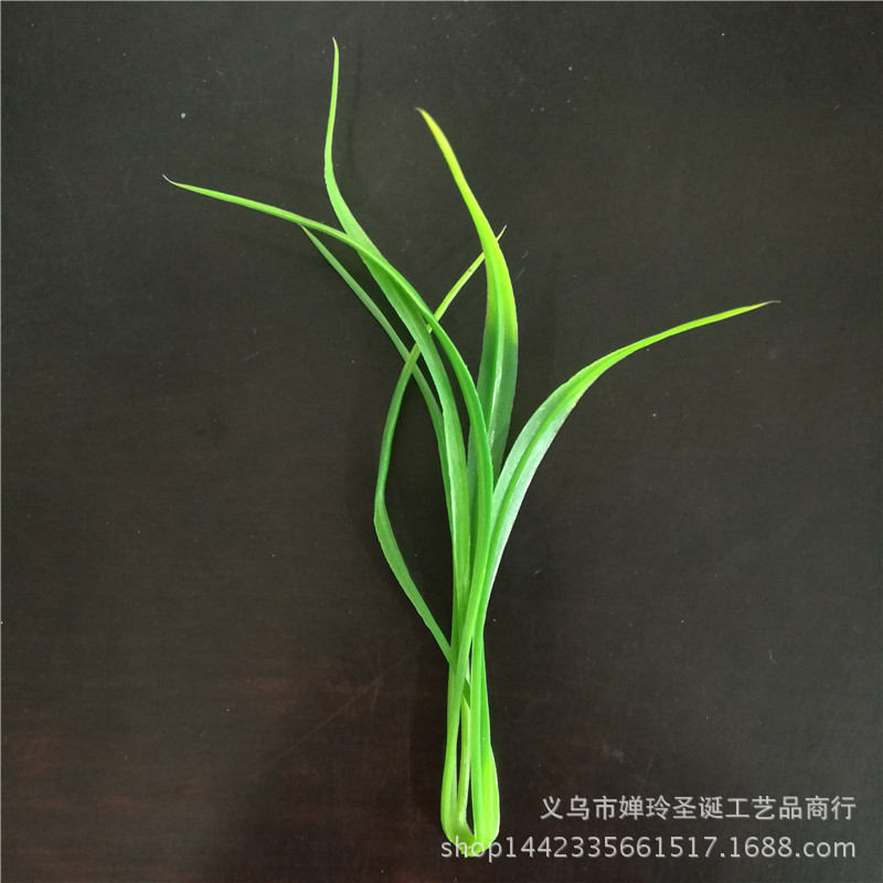 仿真植物 15厘米六叉小春草 草坪地板草 仿真花装饰塑料水草配件