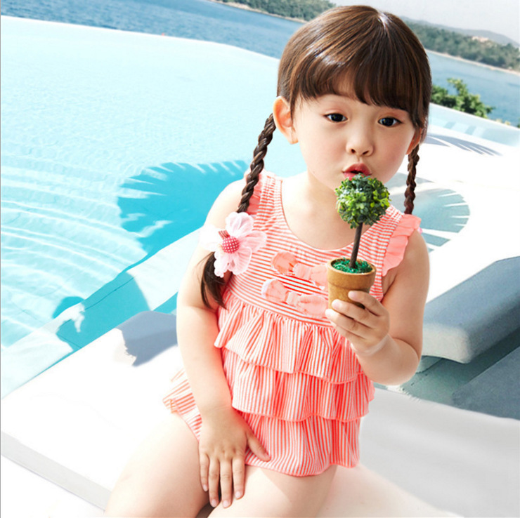 Solid color children's cute swimwear with bow