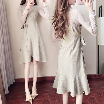 时尚套装女2017秋季新款长袖T恤打底吊带格子连衣裙两件套17920