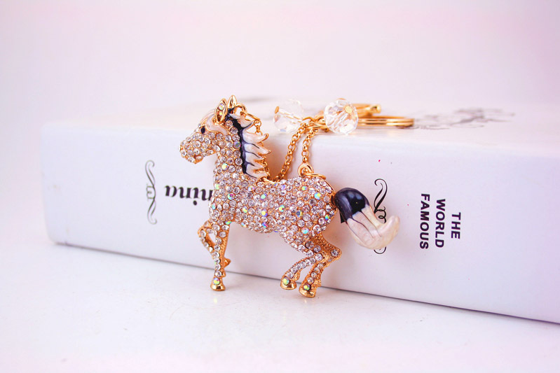 52g Weight Alloy, Metal Material Animal Pattern Unisex Gender Coffee, White Color Creative Animal Diamond Zodiac Pony Shape Car Keychain 2