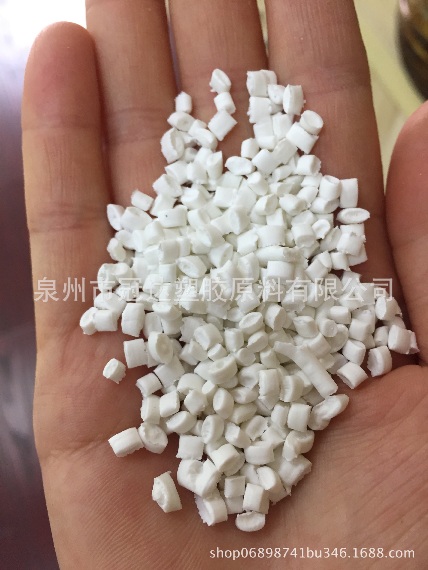 江苏常州自产pp再生料  打包带文件夹用pp回料卫生间边角料