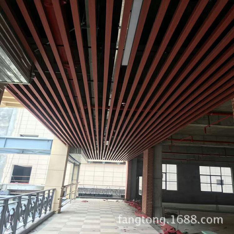 U���T��q�Q�� �T�X����q�Ѫ�