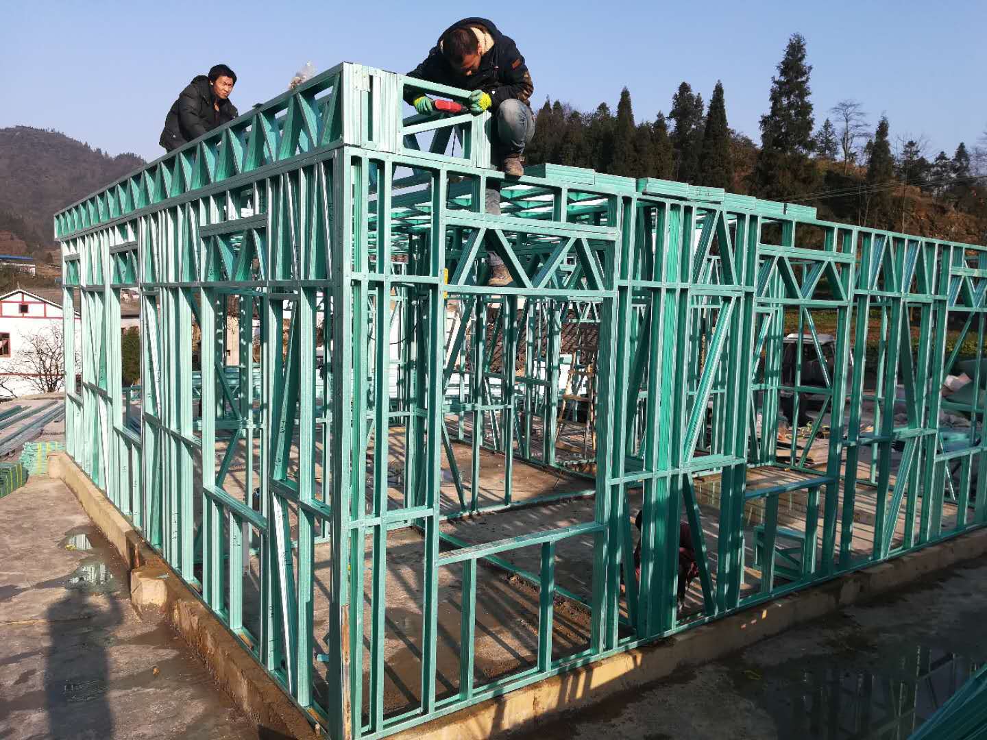 定制装配式住宅轻钢别墅 钢结构房屋厂家供应钢骨架轻型墙体-阿里巴巴
