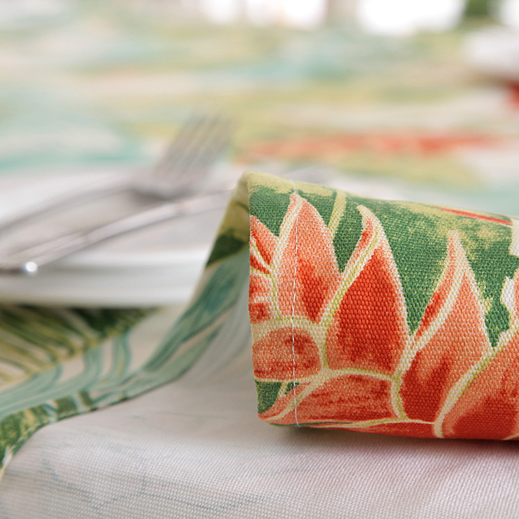 Mantel de mesa en lona de algodón con hojas de banano y selva_voghion.com