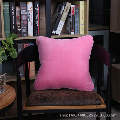 厂家直销批发高仿羊毛毛绒抱枕保暖绒毛抱枕休闲沙发 汽车抱枕|ru