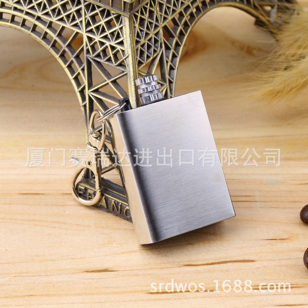 2017外贸热销万次火柴 创意迷你万次火柴 厂家批发金属方形火柴|ru