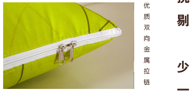 复制_卡通抱枕被 儿童 汽车抱枕 折叠靠枕 礼.jpg