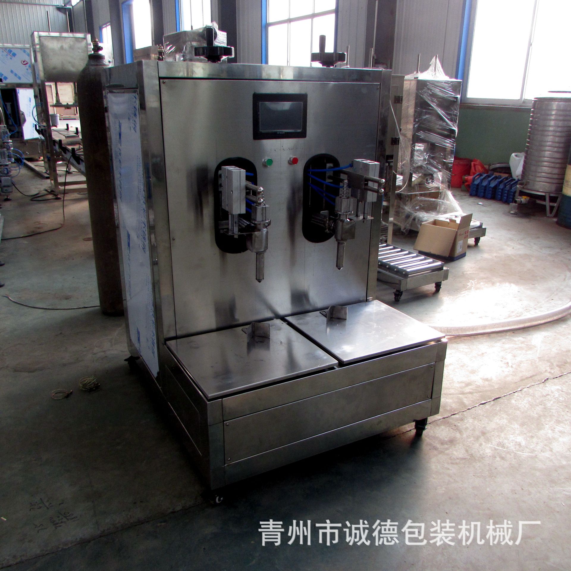 润滑油齿轮油灌装机 气动液体灌装设备厂家  半自动称重18L灌装机