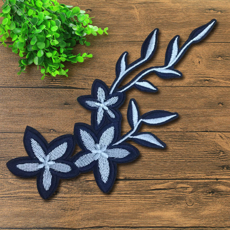 厂家绣花刺绣徽章手缝布贴衣服补丁贴批发大花卉植物服装辅料