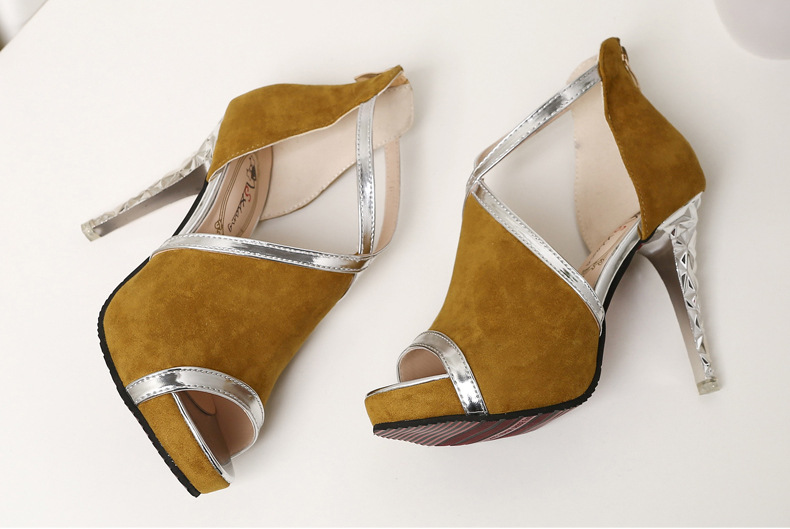 Chaussures été pour femme en Caoutchouc - Ref 3346251 Image 18