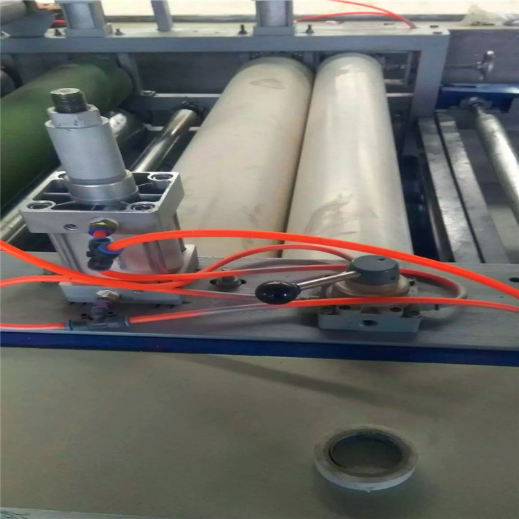 合肥 加工pvc膜贴纸机 平贴pvc木纹纸片材