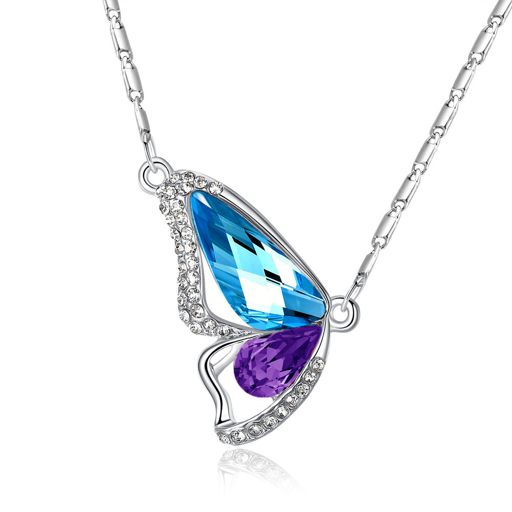 Holiday, Daily Occasion Alloy Material Simple Style Butterfly Zircon Alloy Pendant Necklaces Wholesale
