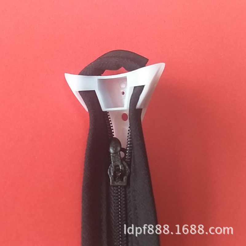 拉链领带精品塑胶骨架