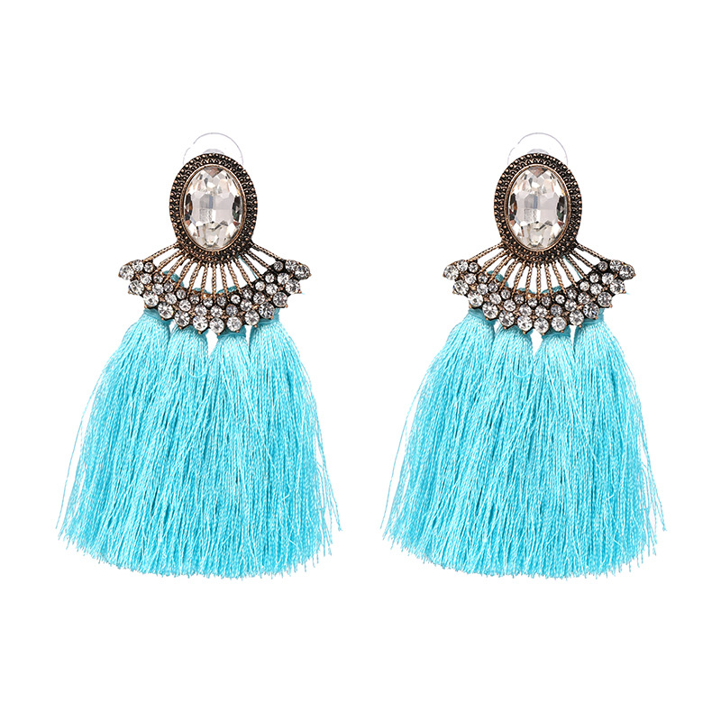 Women Studs Tassel Inlaid Glass Diamond High-end Personality Popular Earrings display picture 3