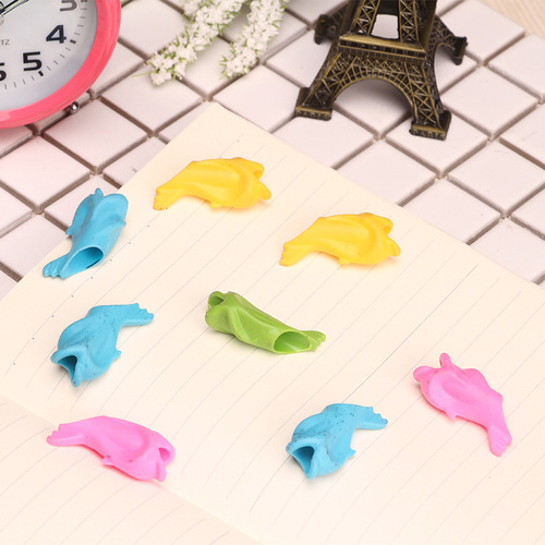Dasheng Stationery Children's Pencil Holder Silicone Pencil Holder Corrector for Primary School Students Manufacturer Wholesale