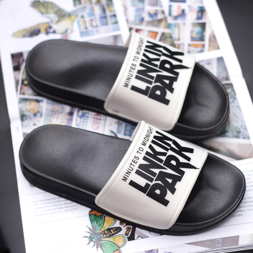 Men's slippers summer Korean fashion men and women home indoor and outdoor slippers non-slip bathroom sandals beach slippers