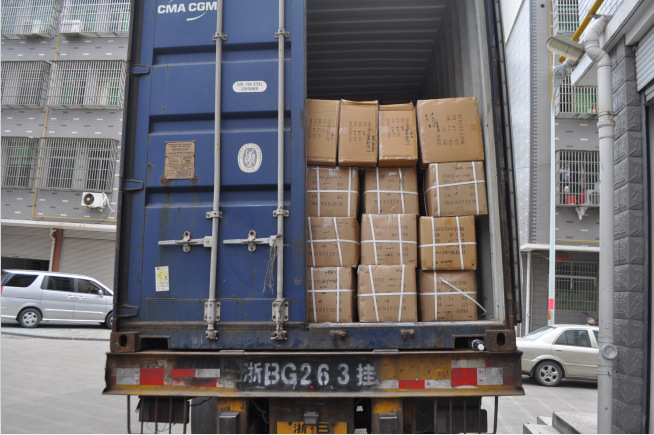 Fibra química PET cos / party wig popular fiesta wig fábrica cabello recto