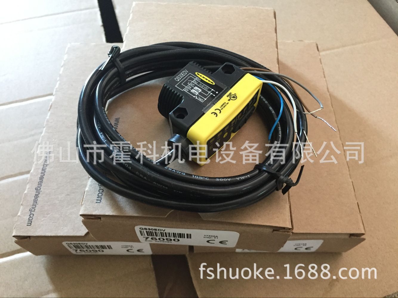 (BANNER) QS30EDV 光电色标传感器