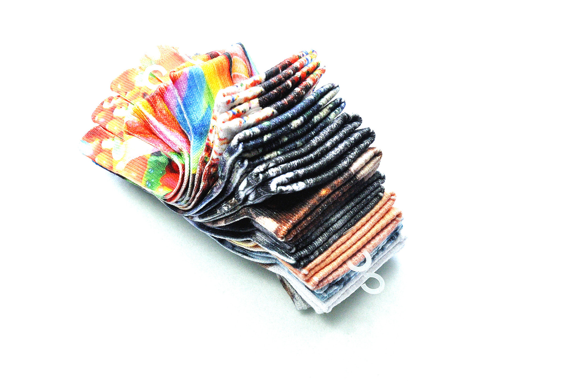 3D Pattern Gloves Image 5