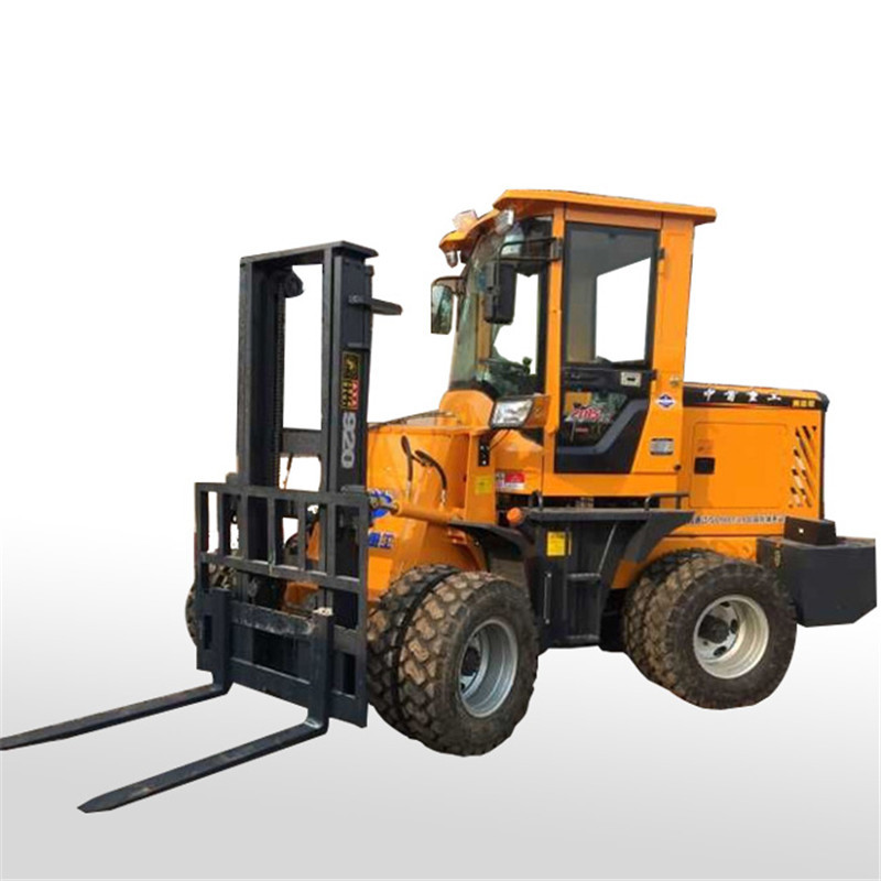 中首重工叉车价格公布越野叉车新款操作更舒适安全czx