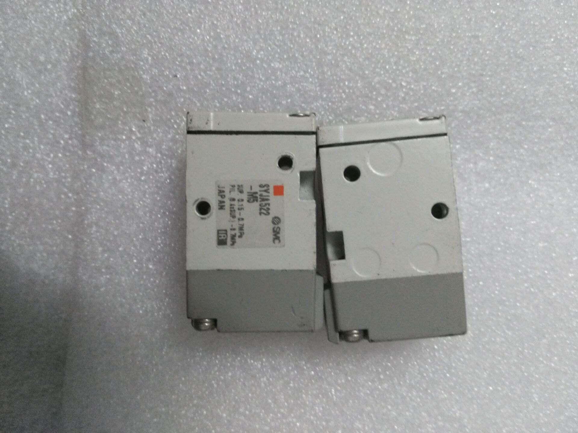 SMC SYJA512-M5 SY5220-5DZ-C6 SY3140-5MOUD-01-X273全新原装