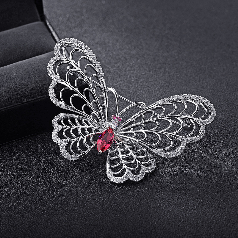 Butterfly Dance Korean Fashion High-end Diamond Red Crystal Butterfly Brooch display picture 4