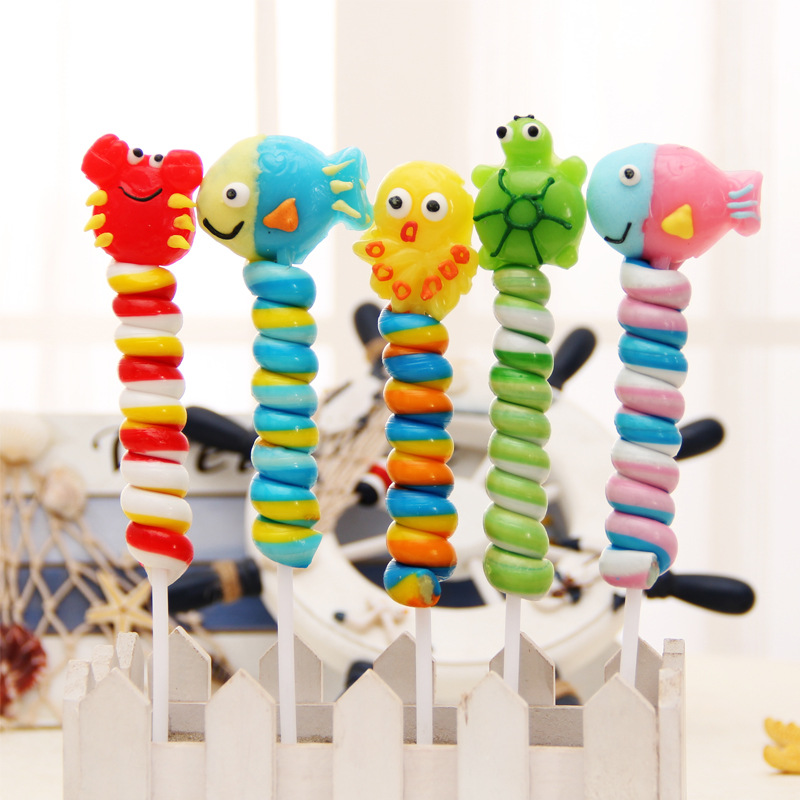 A creative 35 Cartoon ocean world Twist Lollipop Hard Candy animal Twist Lollipop snacks wholesale