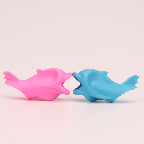 Dasheng Stationery Children's Pencil Holder Silicone Pencil Holder Corrector for Primary School Students Manufacturer Wholesale