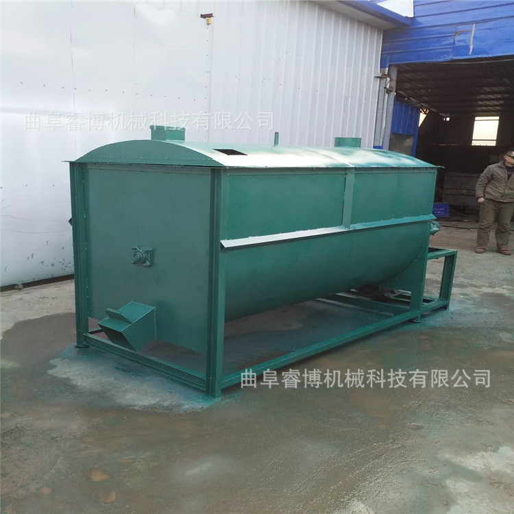 饲料搅拌机