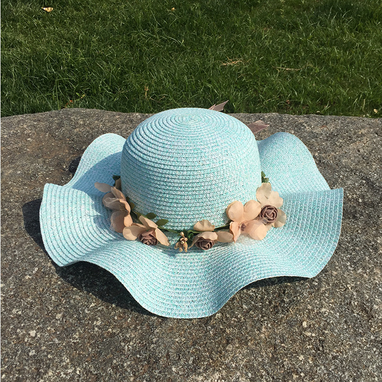 Fashion Flowers Sunscreen Foldable Straw Hat display picture 2