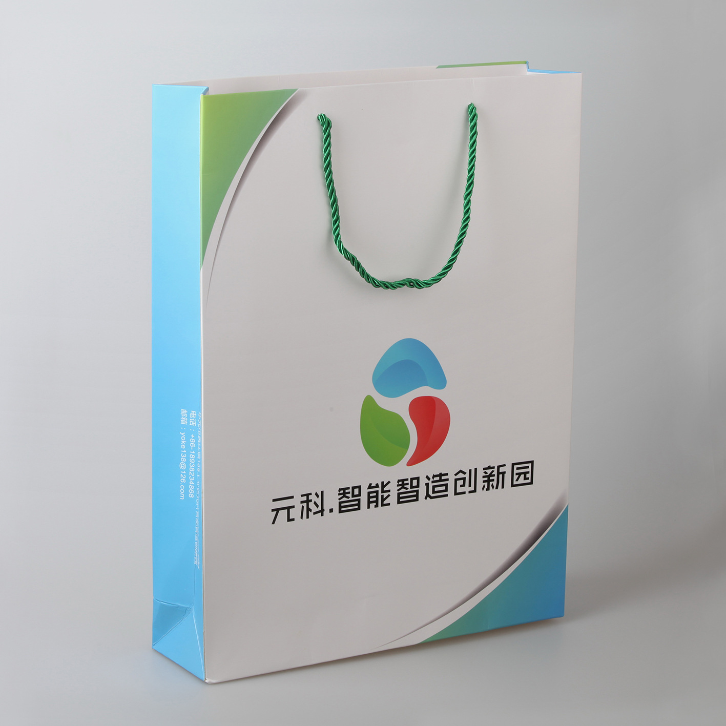 厂家订做纸袋 订做手提袋 制作纸袋 广告手提袋 礼品服装袋