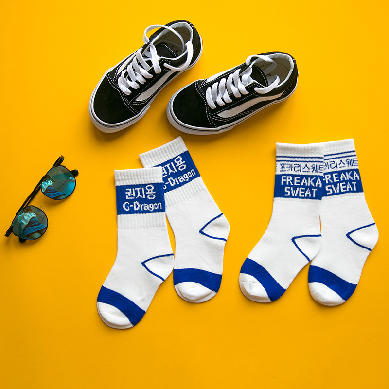 秋冬新款儿童袜子全棉字母明星同款运动中筒袜男童宝宝潮厂家批发|ms