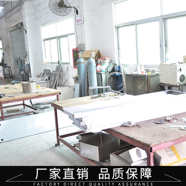 专业设计 自助餐厅厨具设计装横 自助餐厅厨具效果设计