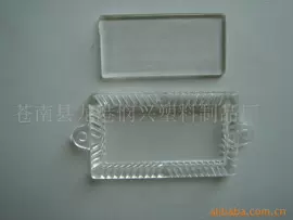 钥匙扣及钥匙扣配件;开瓶器;厨房小工具