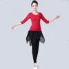 Burgundy trousers with a round collar, J02