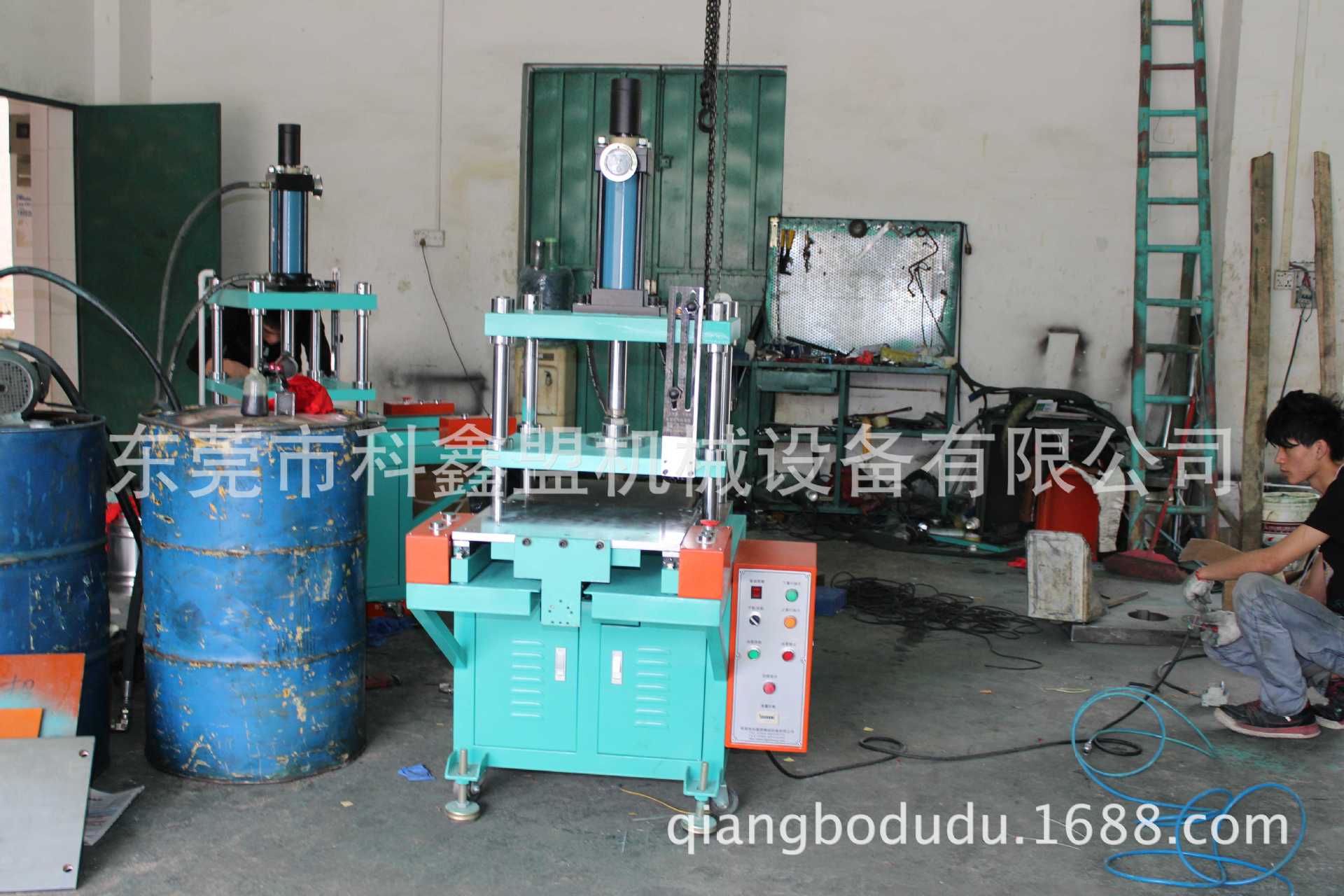 CX108T-5T小型滑台液压机