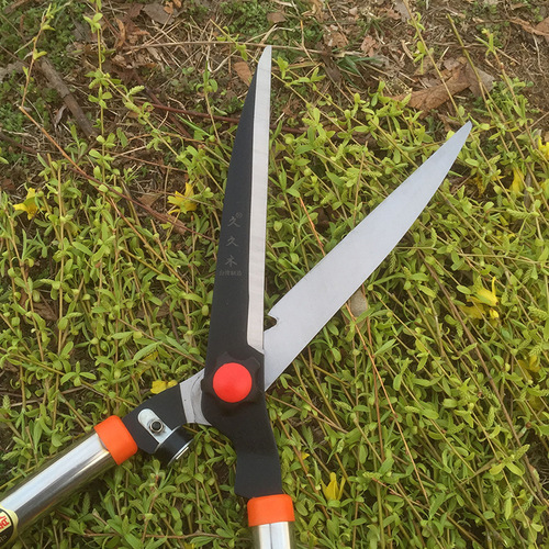 [Taiwan] Jiujiu wood lawn shears, hedge shears, hedge shears, whole hedge shears, holly shears, gardening shears