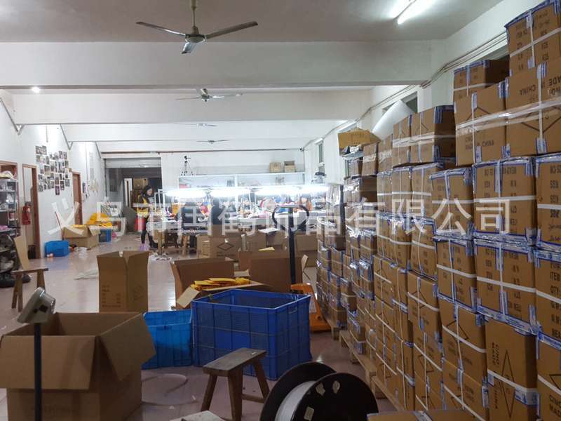 F0B461F82B0D9D41C33A952EEE41E6