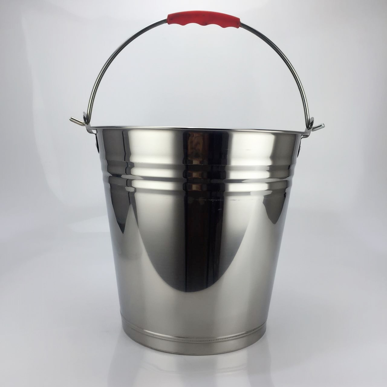 906179485878692403_副本