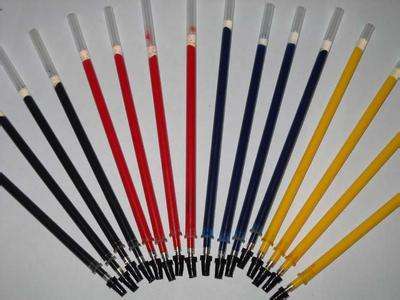 塑料笔芯管机器生产线 广州联信塑料挤出机公司塑料管材挤出机