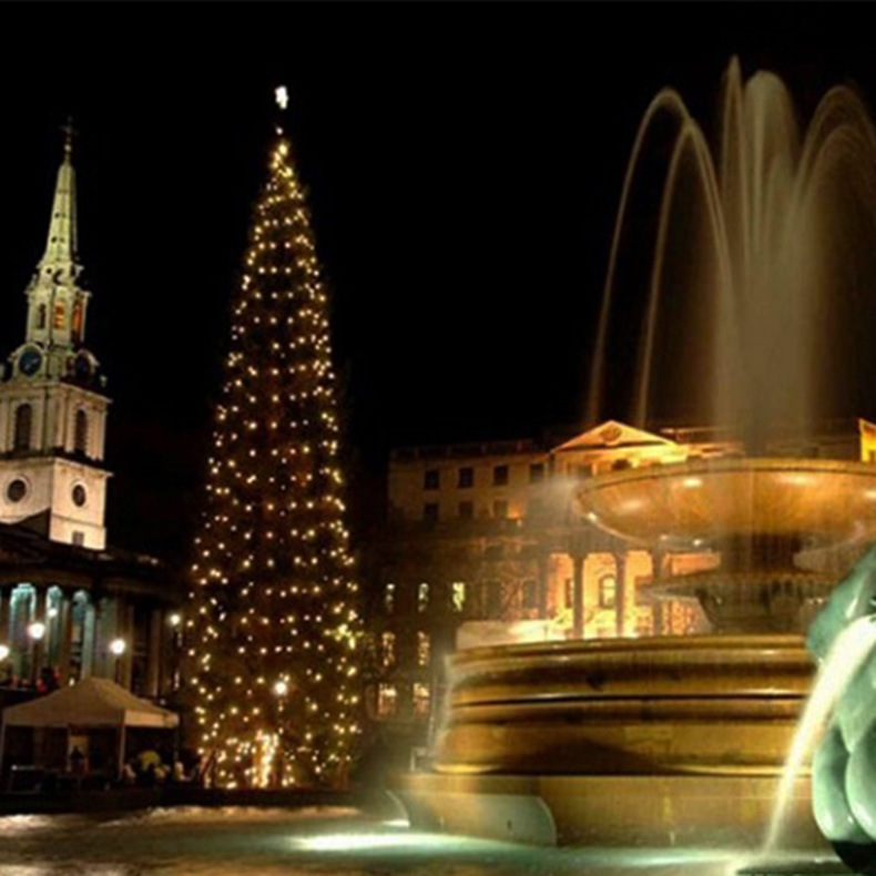 ʥ���ڻ���װ�ε���ʥ����װ�νڼ��չ���ҹ����Χ