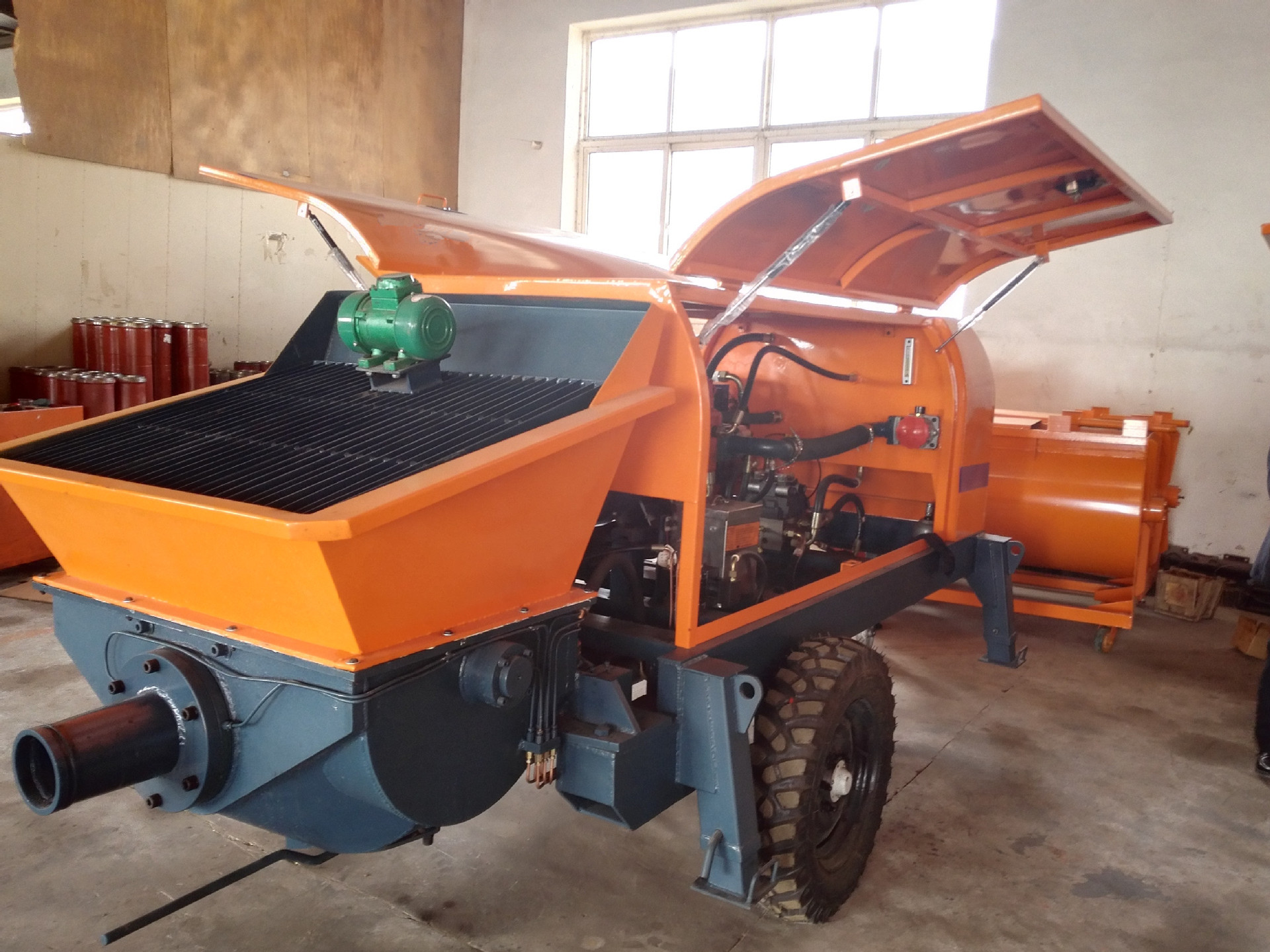 型混凝土输送泵 地泵 40泵 工地用的水泥砂浆输送设备