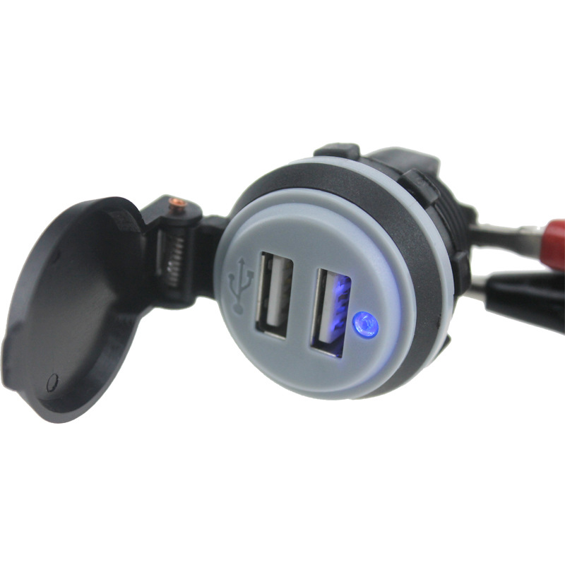 汽车车载充电器双USB24V货车卡车4.2A车充USB带指示灯带防尘盖