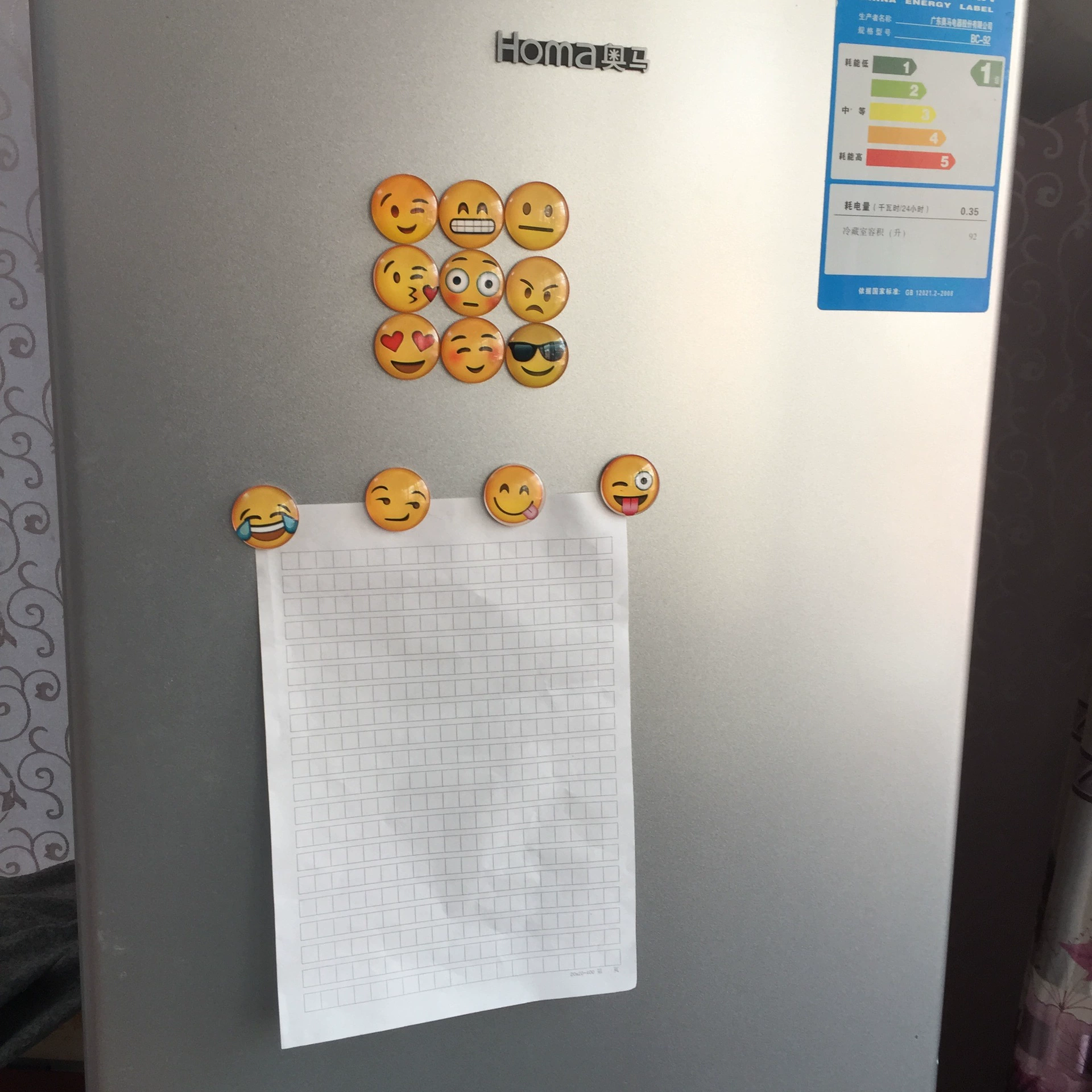 Внешнеторговые случайные 5 моделей, 30 мм, Emoji улыбка, модная кристальная стеклянная наклейка на холодильник