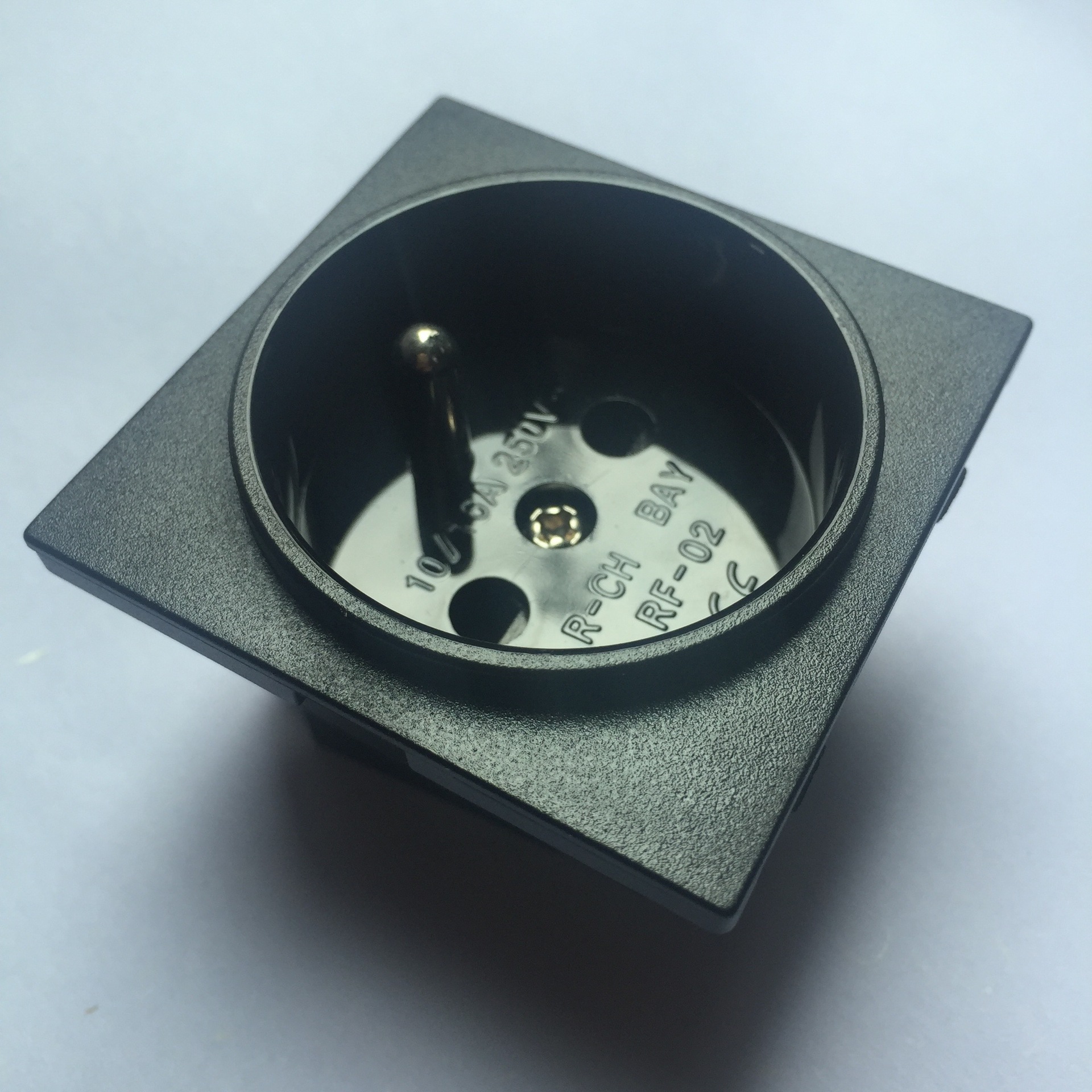 法式插座RF02 法国标准插座 锁螺丝插座 焊线插座 卡式插座