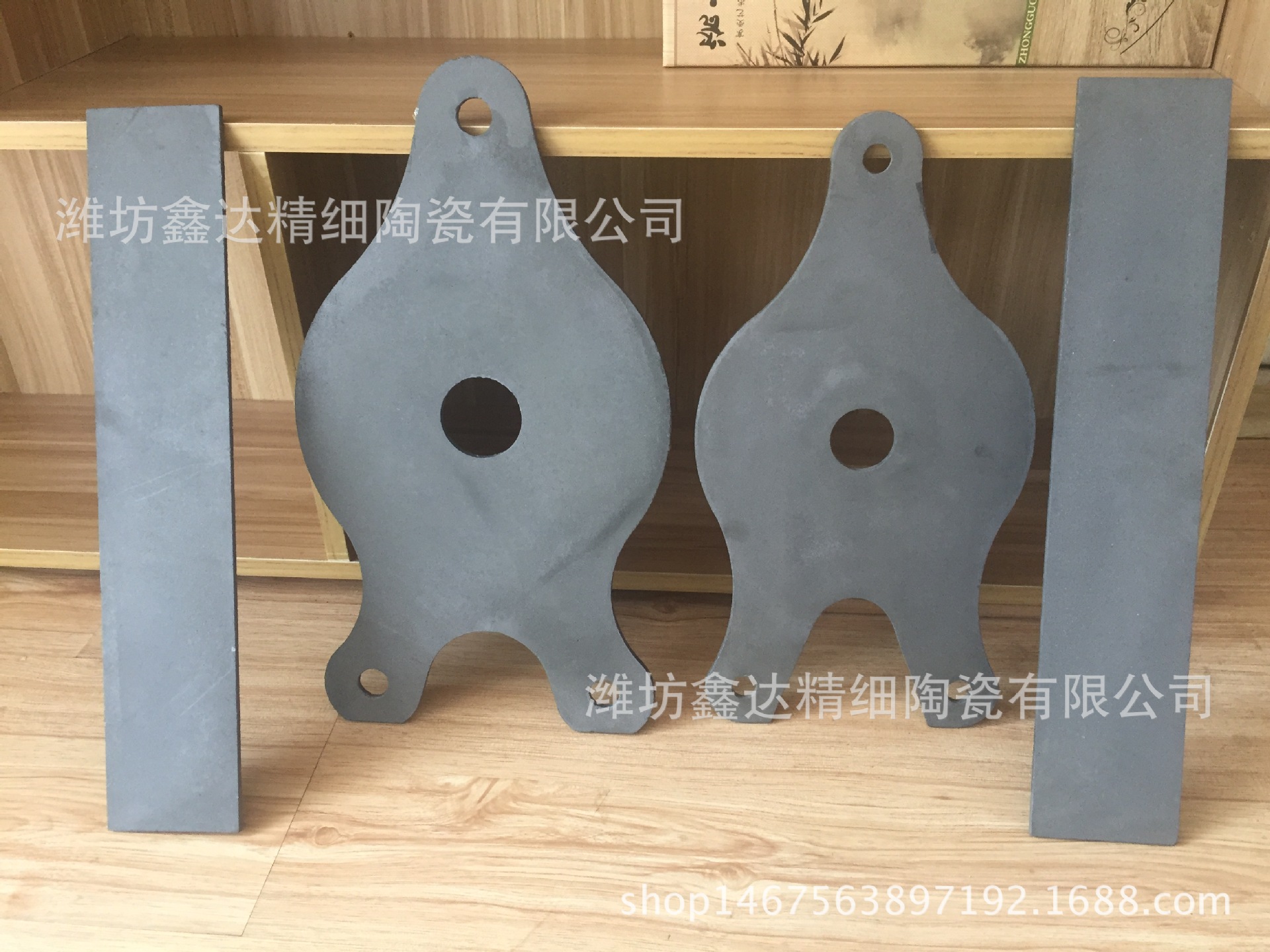 碳化硅耐火窑具，碳化硅节能框架，棒棒窑，碳化硅鱼形板，硅板