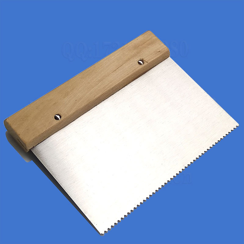 钢板万能胶括刀使用寿命长易清理施工省力省时带锯齿刮板|ru