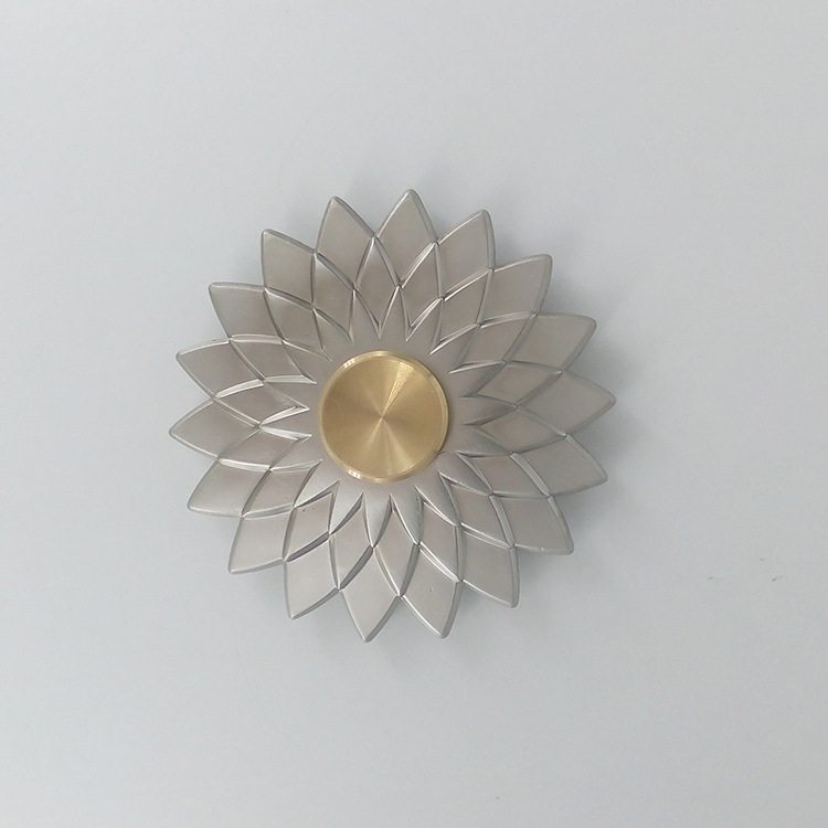 五金电镀厂电镀银环保水镀加工厂电镀哑色彩锌合金指上陀螺电镀银