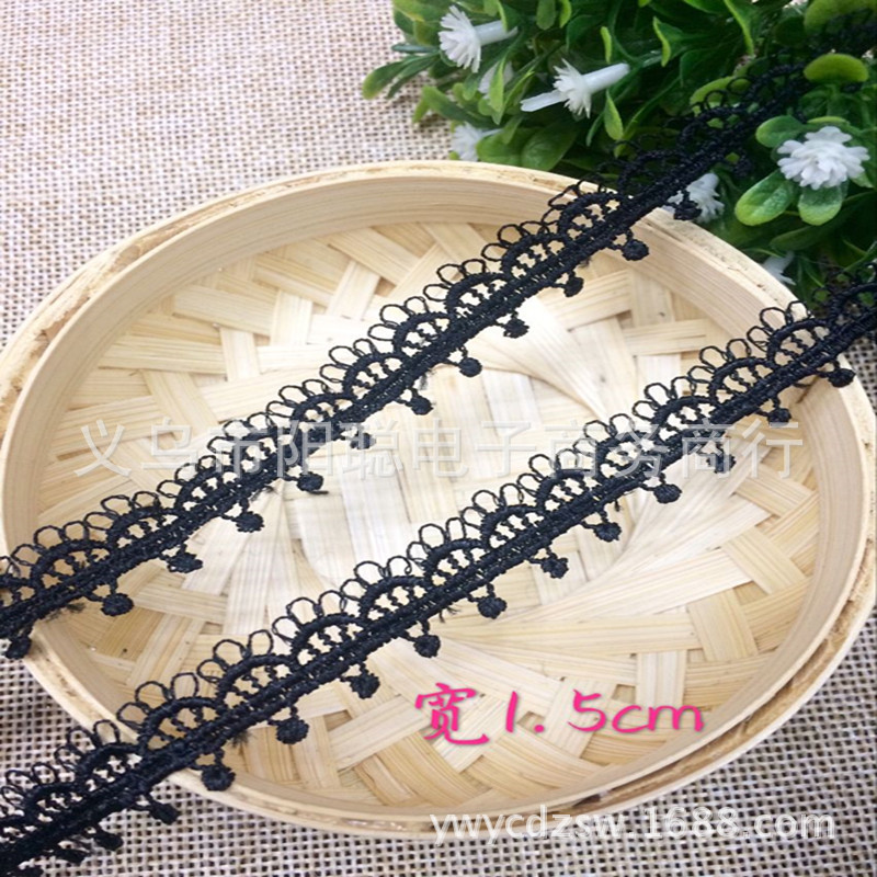 27E73172AA245813F92D985643384E